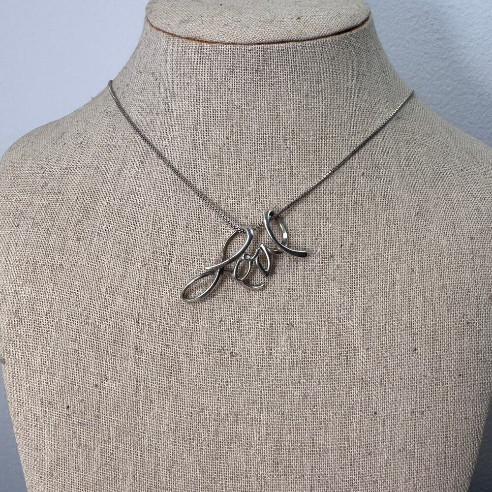 Cursive LOVE Pendant Sterling Silver 925 Necklace Spring Ring Popcorn Mesh Chain